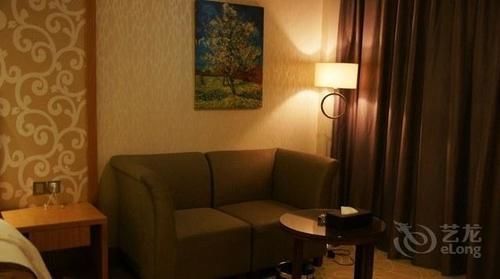 Ehrenburg Hotel Foshan Buitenkant foto