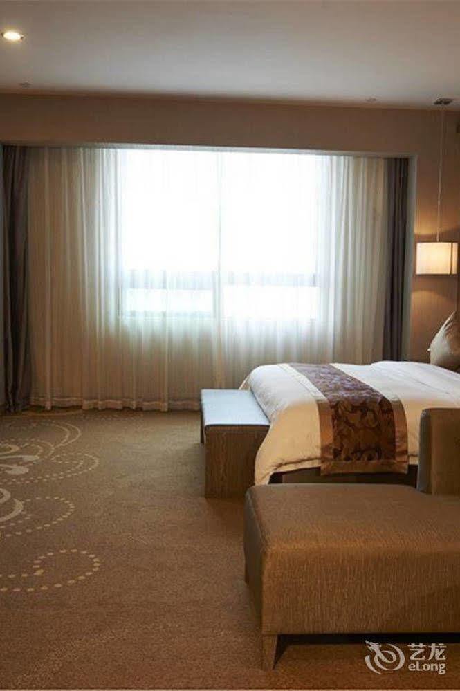 Ehrenburg Hotel Foshan Buitenkant foto